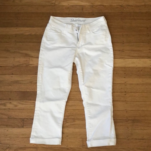 Old Navy Pants - Old Navy white jeans